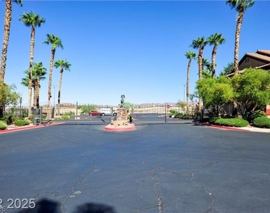 231 Horizon Ridge - Photo Thumbnail 2