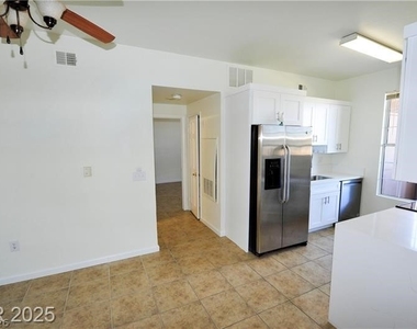231 Horizon Ridge - Photo Thumbnail 9