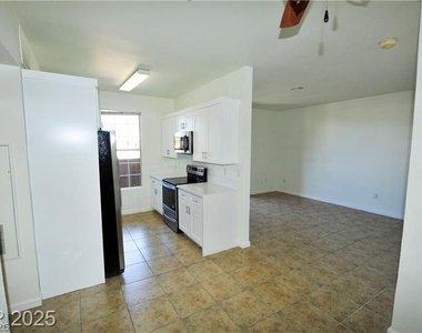 231 Horizon Ridge - Photo Thumbnail 10