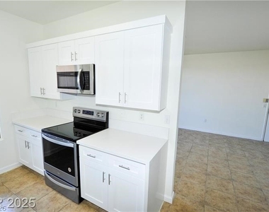 231 Horizon Ridge - Photo Thumbnail 11