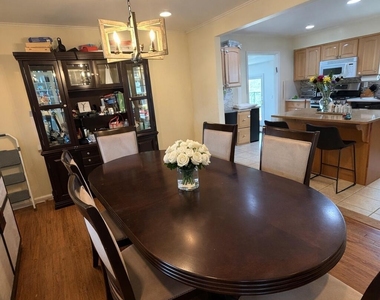 41 Dwight Drive - Photo Thumbnail 3