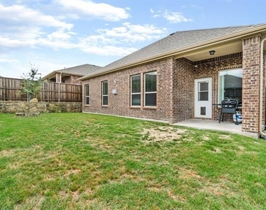 3610 Bastrop Street - Photo Thumbnail 20
