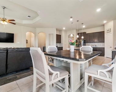 3610 Bastrop Street - Photo Thumbnail 11