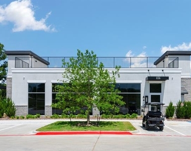 3913 Bungalow - Photo Thumbnail 35