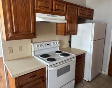 503 N Washington Street - Photo Thumbnail 11