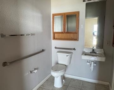 503 N Washington Street - Photo Thumbnail 19