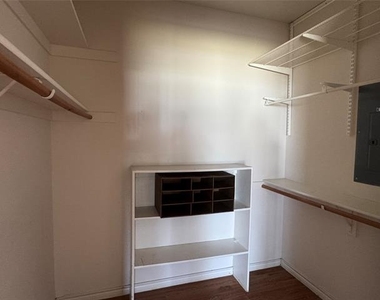 503 N Washington Street - Photo Thumbnail 18