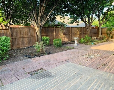 1505 Somerset Drive - Photo Thumbnail 33