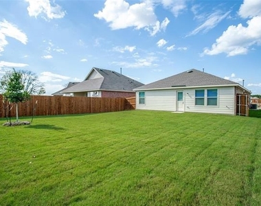 1809 River Crossing Drive - Photo Thumbnail 24