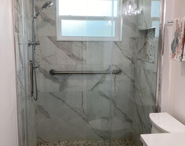 1155 S Drive Circle - Photo Thumbnail 15