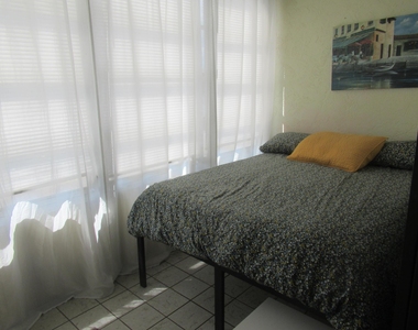 2841 Somerset Drive - Photo Thumbnail 21