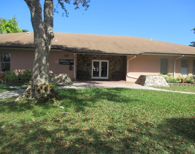 2841 Somerset Drive - Photo Thumbnail 22