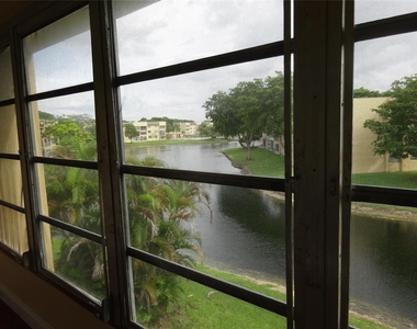 6050 Nw 64th Avenue - Photo Thumbnail 12