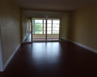 6050 Nw 64th Avenue - Photo Thumbnail 15