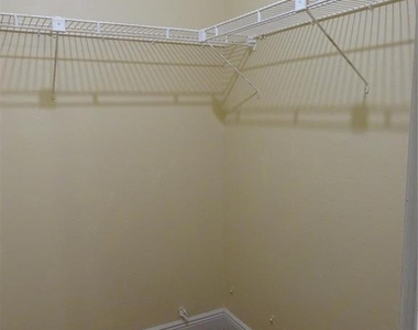 6050 Nw 64th Avenue - Photo Thumbnail 8
