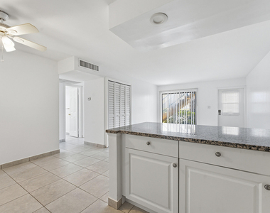 2671 Riverside Drive - Photo Thumbnail 9