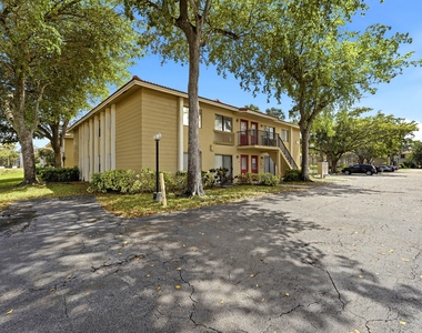 2671 Riverside Drive - Photo Thumbnail 1