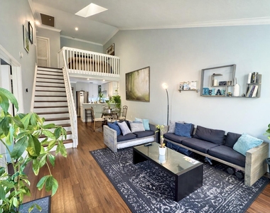 7174 Sportsman Drive - Photo Thumbnail 6