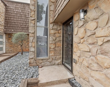 12508 Green Valley Drive - Photo Thumbnail 3