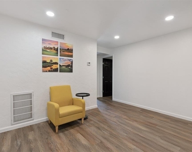 12508 Green Valley Drive - Photo Thumbnail 37