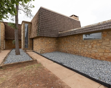 12508 Green Valley Drive - Photo Thumbnail 36