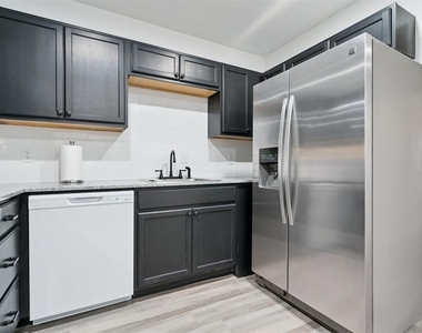 1200 Ne 17th Street - Photo Thumbnail 13