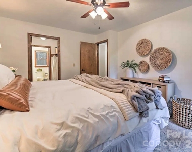 106 Sage Court - Photo Thumbnail 5