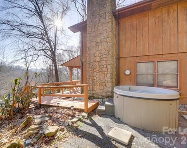 106 Sage Court - Photo Thumbnail 8