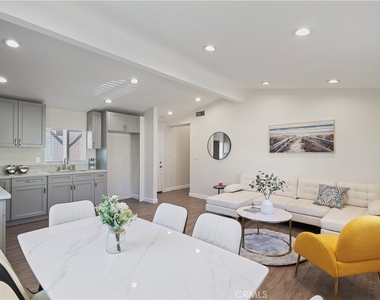 15803 Chatsworth Street - Photo Thumbnail 9