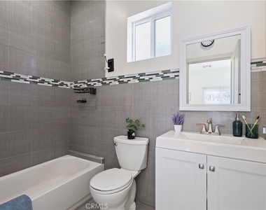 15803 Chatsworth Street - Photo Thumbnail 21