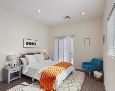15803 Chatsworth Street - Photo Thumbnail 16