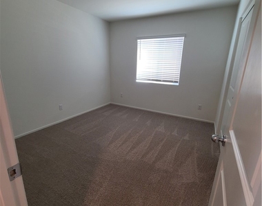 30540 Altima Court - Photo Thumbnail 15
