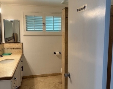 1200 W Rowan - Photo Thumbnail 8