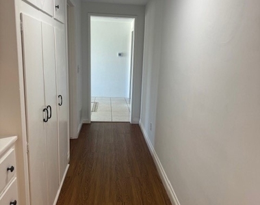 1200 W Rowan - Photo Thumbnail 10