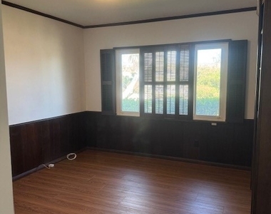 1200 W Rowan - Photo Thumbnail 5