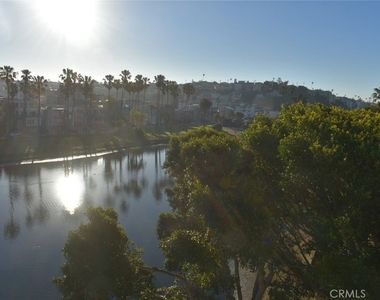 6400 Pacific - Photo Thumbnail 25