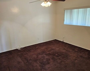 1855 S Victoria Avenue - Photo Thumbnail 17