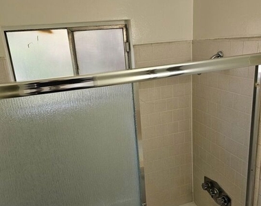 1855 S Victoria Avenue - Photo Thumbnail 13
