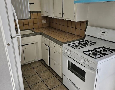 1855 S Victoria Avenue - Photo Thumbnail 9