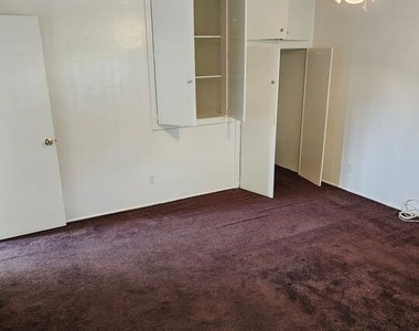 1855 S Victoria Avenue - Photo Thumbnail 16