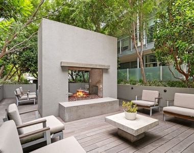4080 Glencoe Avenue - Photo Thumbnail 38