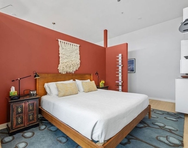 4080 Glencoe Avenue - Photo Thumbnail 14