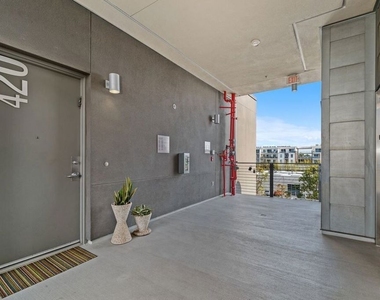 4080 Glencoe Avenue - Photo Thumbnail 31