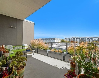 4080 Glencoe Avenue - Photo Thumbnail 26