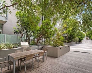 4080 Glencoe Avenue - Photo Thumbnail 36
