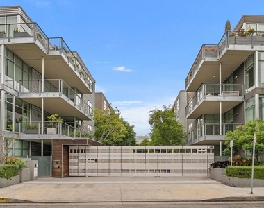 4080 Glencoe Avenue - Photo Thumbnail 33