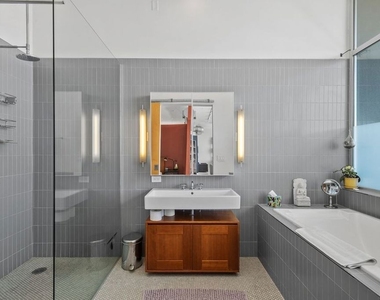 4080 Glencoe Avenue - Photo Thumbnail 20