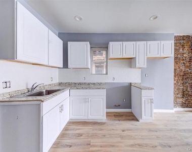 93 S Lander Street - Photo Thumbnail 6