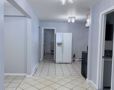 87 Ellis Avenue - Photo Thumbnail 13