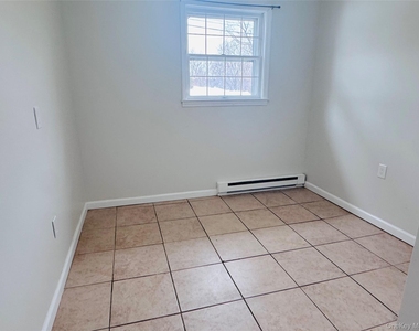 87 Ellis Avenue - Photo Thumbnail 8